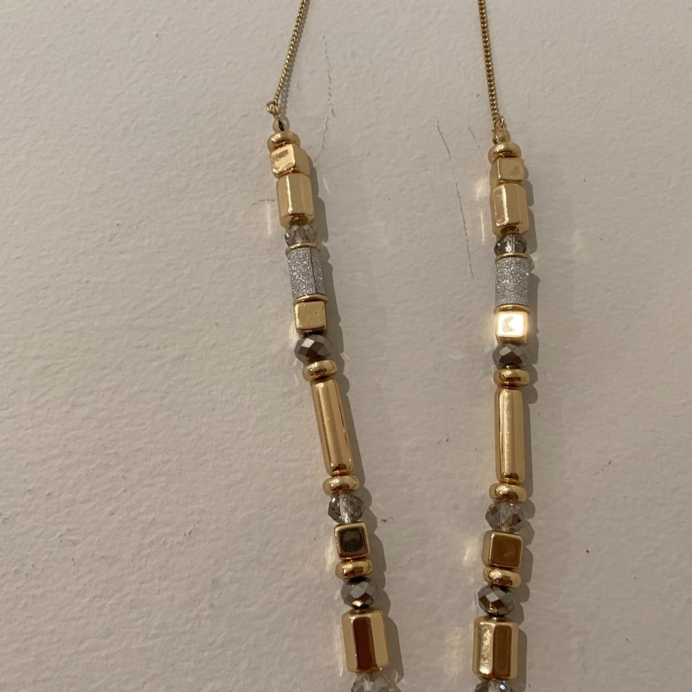 The Limited Gold Tassel Necklace - Picture 4 of 5